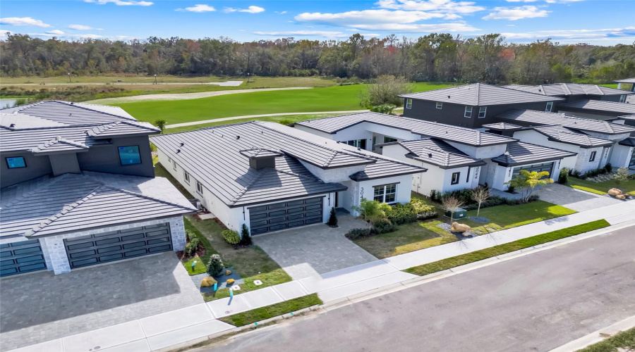 DAVENPORT, Florida 33837, 4 Bedrooms Bedrooms, ,3 BathroomsBathrooms,Residential,For Sale,KENSINGTON,0,MFRO6373366