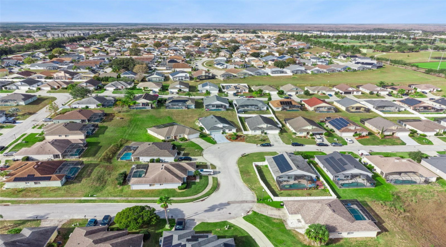 DAVENPORT, Florida 33897, 4 Bedrooms Bedrooms, ,2 BathroomsBathrooms,Residential,For Sale,HILLCREST,0,MFRO6373064