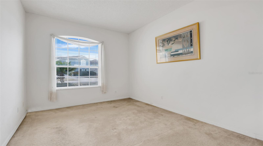 DAVENPORT, Florida 33837, 6 Bedrooms Bedrooms, ,4 BathroomsBathrooms,Residential,For Sale,BLOOMINGDALE,0,MFRG5106816