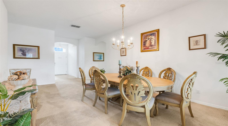 DAVENPORT, Florida 33837, 6 Bedrooms Bedrooms, ,4 BathroomsBathrooms,Residential,For Sale,BLOOMINGDALE,0,MFRG5106816