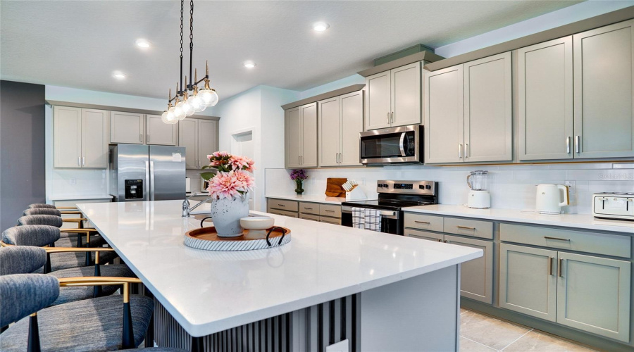 KISSIMMEE, Florida 34747, 10 Bedrooms Bedrooms, ,6 BathroomsBathrooms,Residential,For Sale,SALTY WINDS,0,MFRO6374366