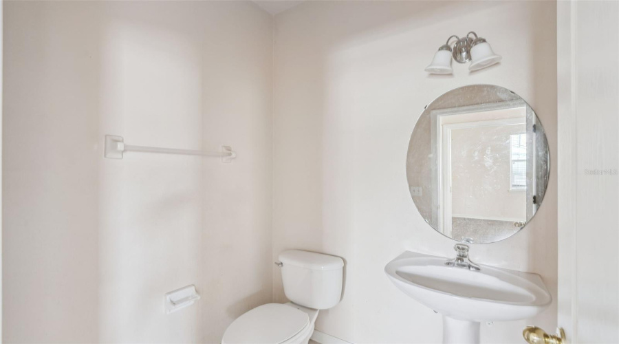 DAVENPORT, Florida 33896, 4 Bedrooms Bedrooms, ,2 BathroomsBathrooms,Residential,For Sale,ROYAL RIDGE,0,MFRO6373759