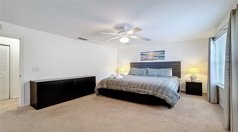 DAVENPORT, Florida 33897, 4 Bedrooms Bedrooms, ,3 BathroomsBathrooms,Residential,For Sale,MIRAMAR,0,MFRO6373047