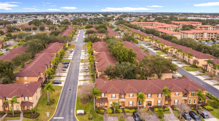 DAVENPORT, Florida 33897, 4 Bedrooms Bedrooms, ,3 BathroomsBathrooms,Residential,For Sale,MIRAMAR,0,MFRO6373047