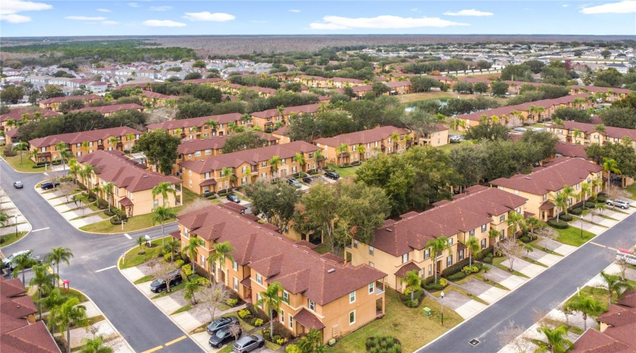 DAVENPORT, Florida 33897, 4 Bedrooms Bedrooms, ,3 BathroomsBathrooms,Residential,For Sale,MIRAMAR,0,MFRO6373047