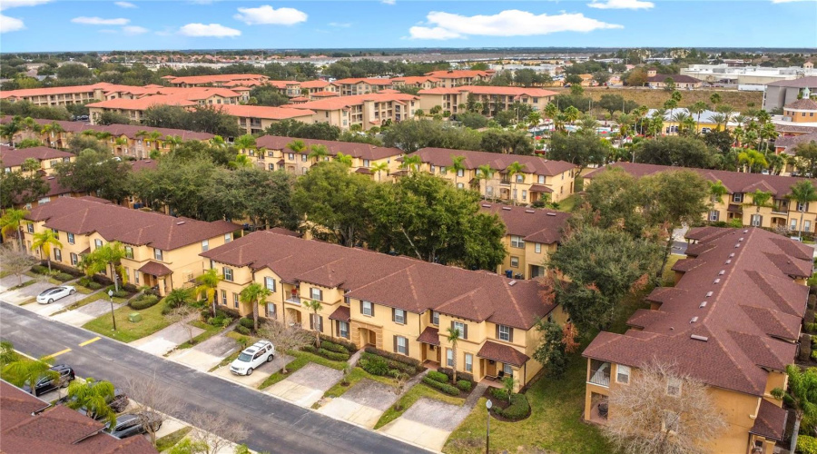 DAVENPORT, Florida 33897, 4 Bedrooms Bedrooms, ,3 BathroomsBathrooms,Residential,For Sale,MIRAMAR,0,MFRO6373047