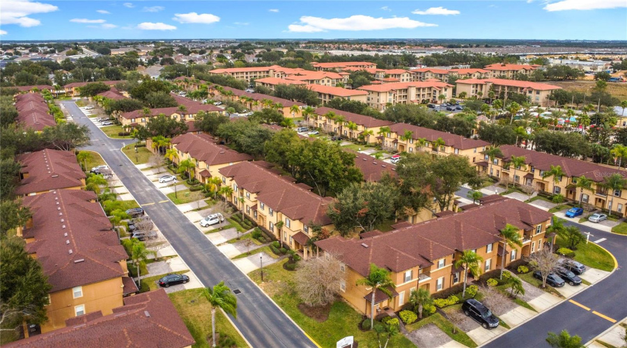 DAVENPORT, Florida 33897, 4 Bedrooms Bedrooms, ,3 BathroomsBathrooms,Residential,For Sale,MIRAMAR,0,MFRO6373047