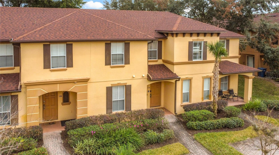 DAVENPORT, Florida 33897, 4 Bedrooms Bedrooms, ,3 BathroomsBathrooms,Residential,For Sale,MIRAMAR,0,MFRO6373047