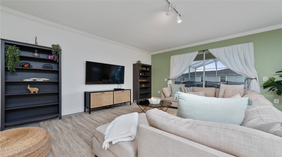 DAVENPORT, Florida 33896, 6 Bedrooms Bedrooms, ,5 BathroomsBathrooms,Residential,For Sale,SOMMERSET HILLS,0,MFRO6373524