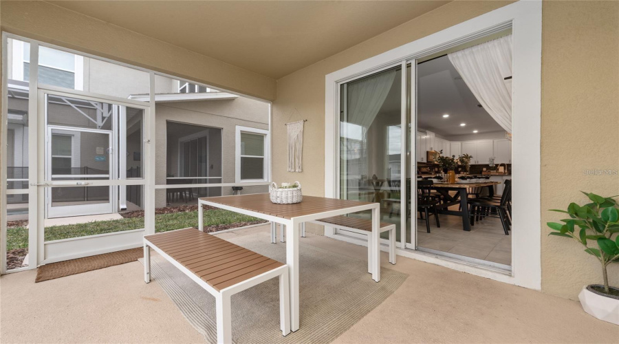 DAVENPORT, Florida 33896, 6 Bedrooms Bedrooms, ,5 BathroomsBathrooms,Residential,For Sale,SOMMERSET HILLS,0,MFRO6373524