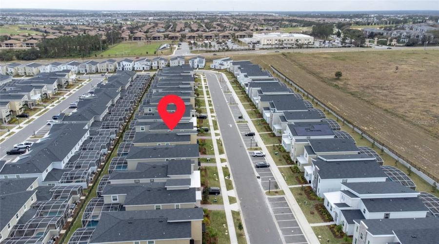 DAVENPORT, Florida 33896, 6 Bedrooms Bedrooms, ,5 BathroomsBathrooms,Residential,For Sale,SOMMERSET HILLS,0,MFRO6373524