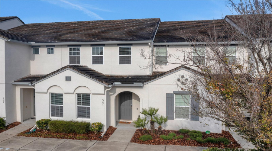 DAVENPORT, Florida 33896, 4 Bedrooms Bedrooms, ,3 BathroomsBathrooms,Residential,For Sale,CAPTIVA,0,MFRO6373621