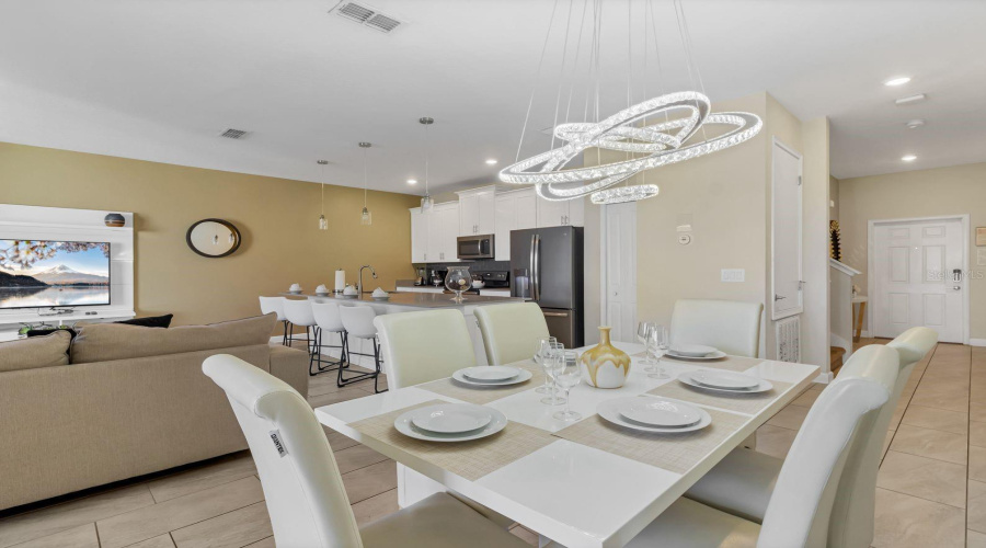 KISSIMMEE, Florida 34746, 4 Bedrooms Bedrooms, ,3 BathroomsBathrooms,Residential,For Sale,WINDERMERE,0,MFRO6374150