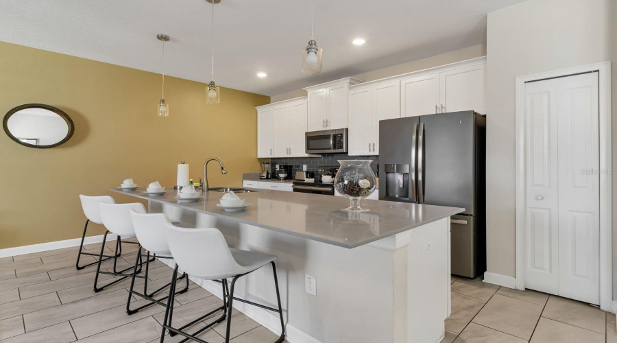 KISSIMMEE, Florida 34746, 4 Bedrooms Bedrooms, ,3 BathroomsBathrooms,Residential,For Sale,WINDERMERE,0,MFRO6374150