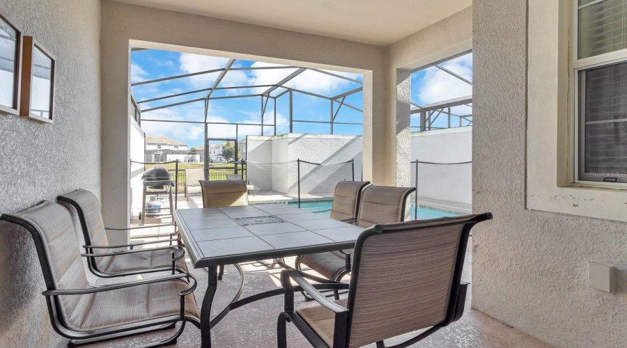 KISSIMMEE, Florida 34746, 4 Bedrooms Bedrooms, ,3 BathroomsBathrooms,Residential,For Sale,WINDERMERE,0,MFRO6374150