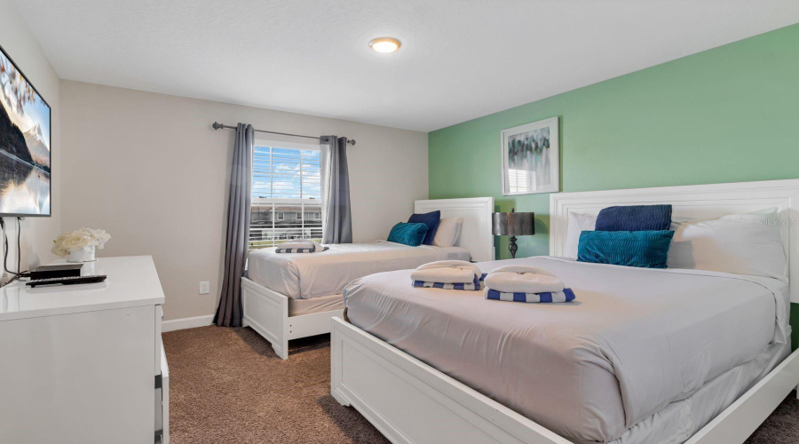 KISSIMMEE, Florida 34746, 4 Bedrooms Bedrooms, ,3 BathroomsBathrooms,Residential,For Sale,WINDERMERE,0,MFRO6374150