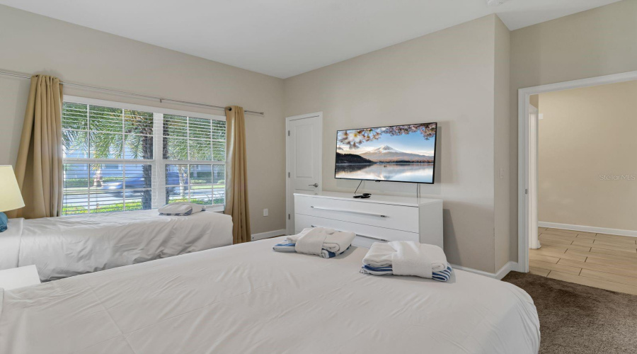 KISSIMMEE, Florida 34746, 4 Bedrooms Bedrooms, ,3 BathroomsBathrooms,Residential,For Sale,WINDERMERE,0,MFRO6374150