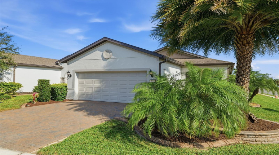 DAVENPORT, Florida 33837, 2 Bedrooms Bedrooms, ,2 BathroomsBathrooms,Residential,For Sale,ASTURIAS,0,MFRO6373980