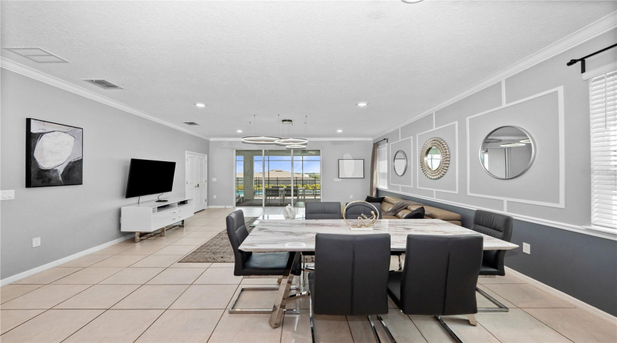 DAVENPORT, Florida 33897, 6 Bedrooms Bedrooms, ,4 BathroomsBathrooms,Residential,For Sale,LANA,0,MFRO6374634