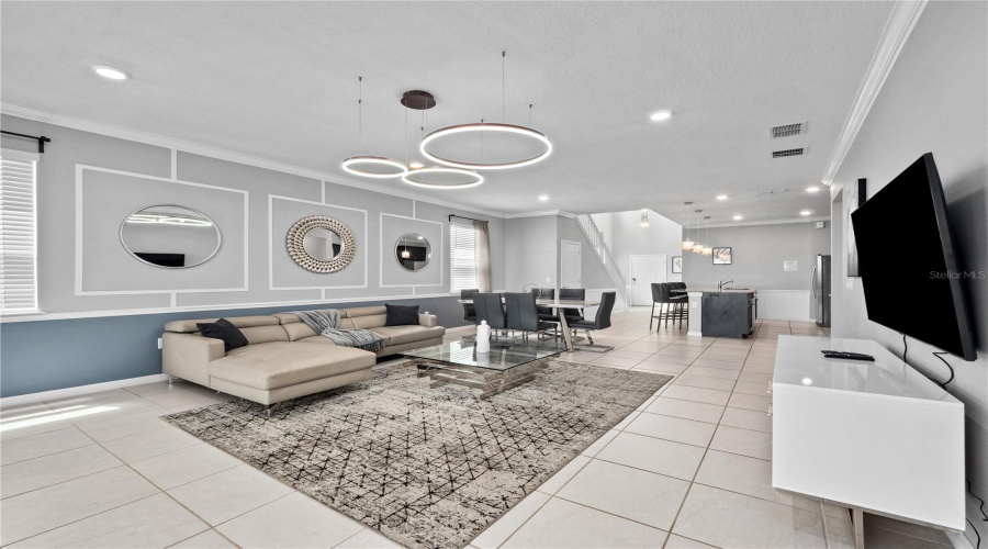 DAVENPORT, Florida 33897, 6 Bedrooms Bedrooms, ,4 BathroomsBathrooms,Residential,For Sale,LANA,0,MFRO6374634