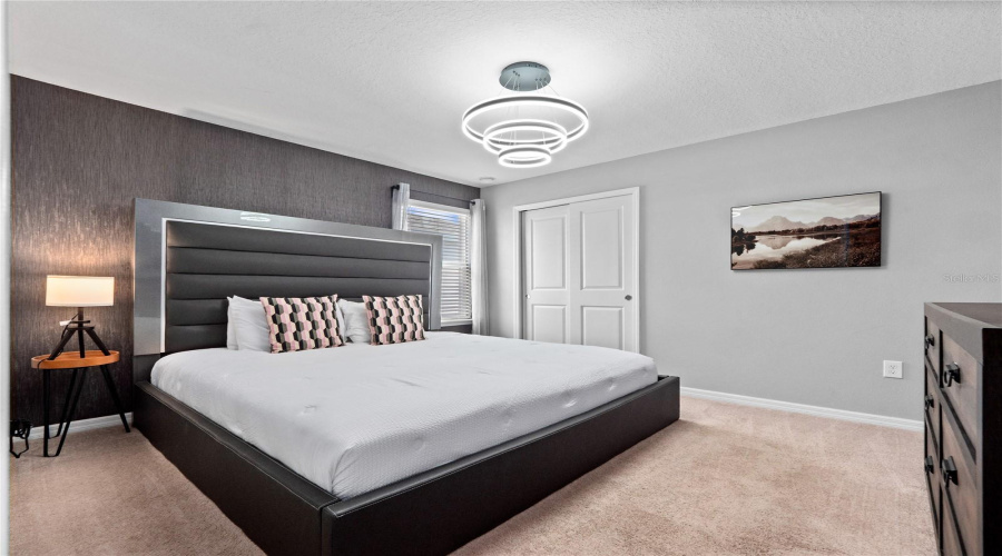 DAVENPORT, Florida 33897, 6 Bedrooms Bedrooms, ,4 BathroomsBathrooms,Residential,For Sale,LANA,0,MFRO6374634