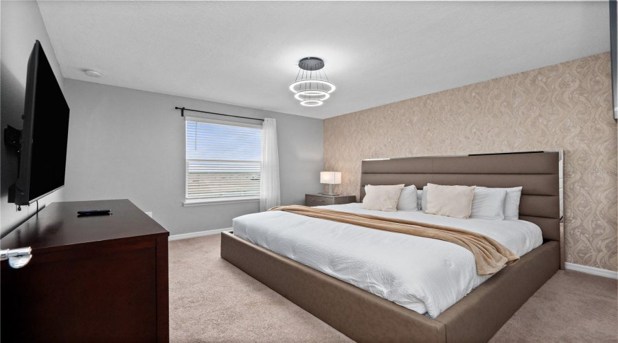 DAVENPORT, Florida 33897, 6 Bedrooms Bedrooms, ,4 BathroomsBathrooms,Residential,For Sale,LANA,0,MFRO6374634