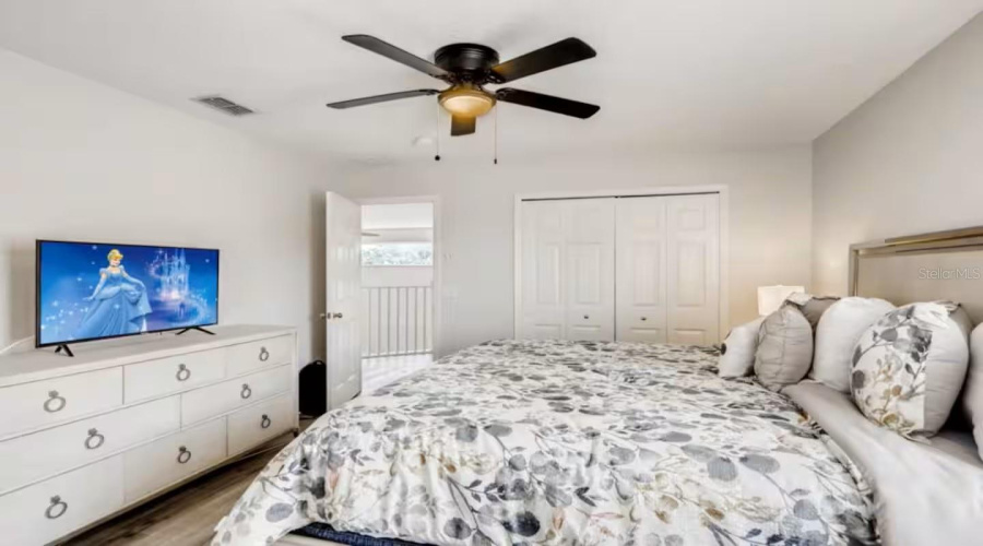 KISSIMMEE, Florida 34747, 7 Bedrooms Bedrooms, ,5 BathroomsBathrooms,Residential,For Sale,LA ISLA,0,MFRS5141940