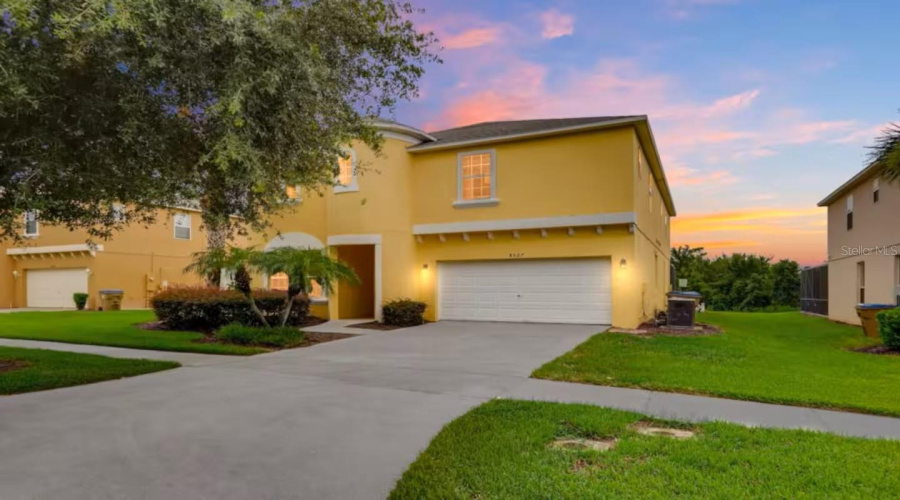 KISSIMMEE, Florida 34747, 7 Bedrooms Bedrooms, ,5 BathroomsBathrooms,Residential,For Sale,LA ISLA,0,MFRS5141940