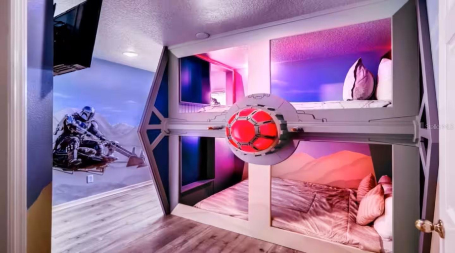 KISSIMMEE, Florida 34747, 7 Bedrooms Bedrooms, ,5 BathroomsBathrooms,Residential,For Sale,LA ISLA,0,MFRS5141940