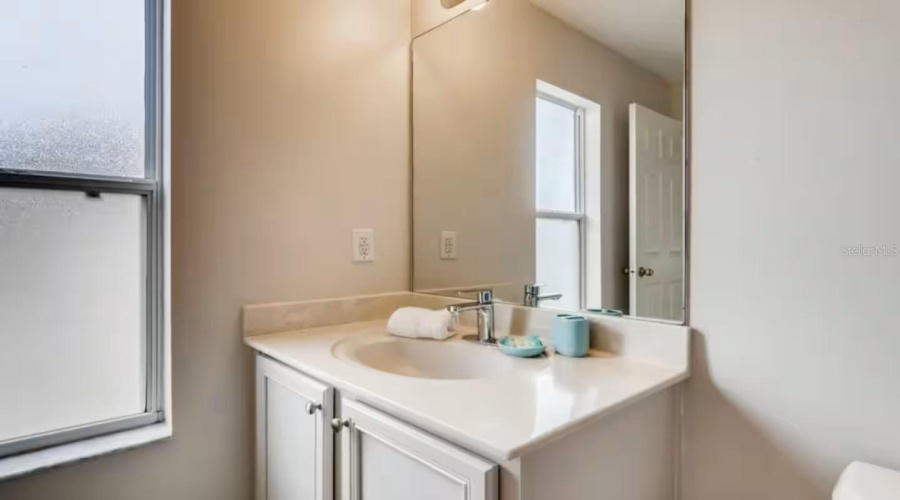 KISSIMMEE, Florida 34747, 7 Bedrooms Bedrooms, ,5 BathroomsBathrooms,Residential,For Sale,LA ISLA,0,MFRS5141940