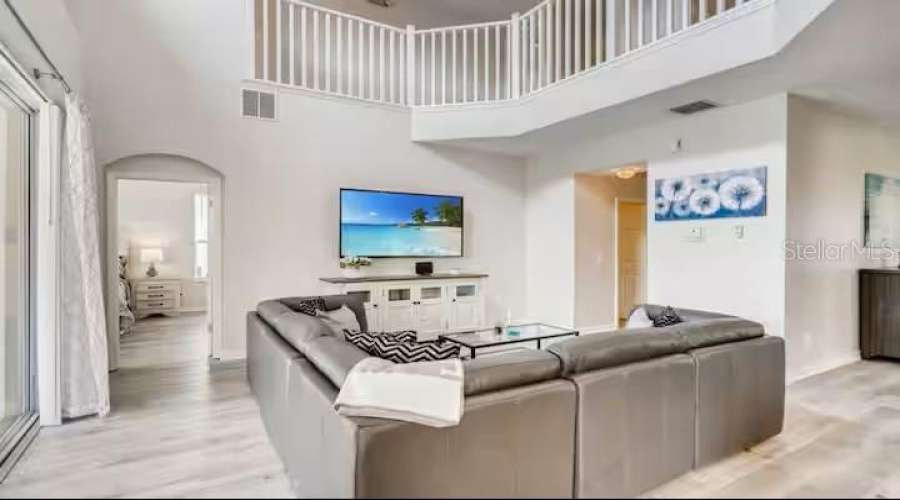 KISSIMMEE, Florida 34747, 7 Bedrooms Bedrooms, ,5 BathroomsBathrooms,Residential,For Sale,LA ISLA,0,MFRS5141940