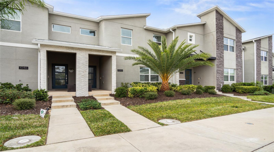 DAVENPORT, Florida 33896, 4 Bedrooms Bedrooms, ,3 BathroomsBathrooms,Residential,For Sale,SPLASH SHOT,0,MFRS5141815