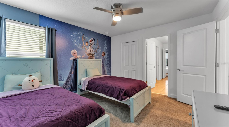 DAVENPORT, Florida 33896, 8 Bedrooms Bedrooms, ,5 BathroomsBathrooms,Residential,For Sale,SOMMERSET HILLS,0,MFRP4937389