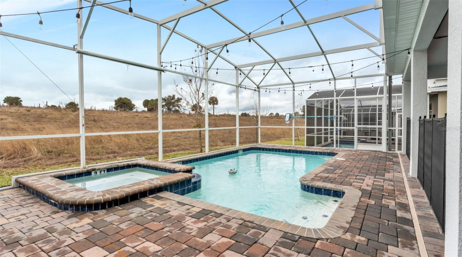 DAVENPORT, Florida 33896, 8 Bedrooms Bedrooms, ,5 BathroomsBathrooms,Residential,For Sale,SOMMERSET HILLS,0,MFRP4937389