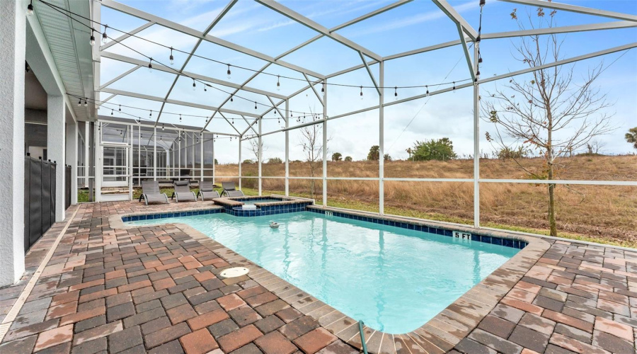 DAVENPORT, Florida 33896, 8 Bedrooms Bedrooms, ,5 BathroomsBathrooms,Residential,For Sale,SOMMERSET HILLS,0,MFRP4937389