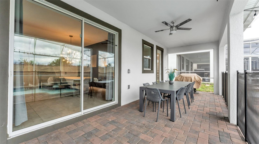 DAVENPORT, Florida 33896, 8 Bedrooms Bedrooms, ,5 BathroomsBathrooms,Residential,For Sale,SOMMERSET HILLS,0,MFRP4937389