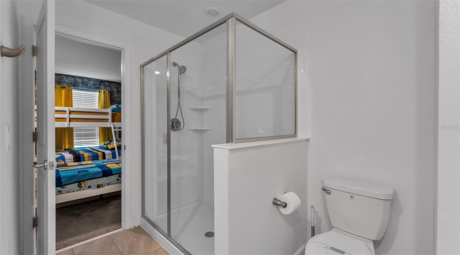 DAVENPORT, Florida 33896, 8 Bedrooms Bedrooms, ,5 BathroomsBathrooms,Residential,For Sale,SOMMERSET HILLS,0,MFRP4937389