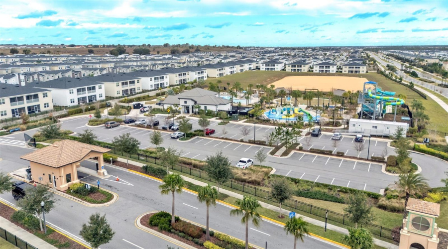 DAVENPORT, Florida 33896, 8 Bedrooms Bedrooms, ,5 BathroomsBathrooms,Residential,For Sale,SOMMERSET HILLS,0,MFRP4937389