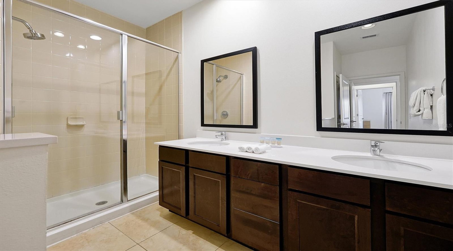 KISSIMMEE, Florida 34746, 2 Bedrooms Bedrooms, ,2 BathroomsBathrooms,Residential,For Sale,CORVETTE,0,MFRO6324433