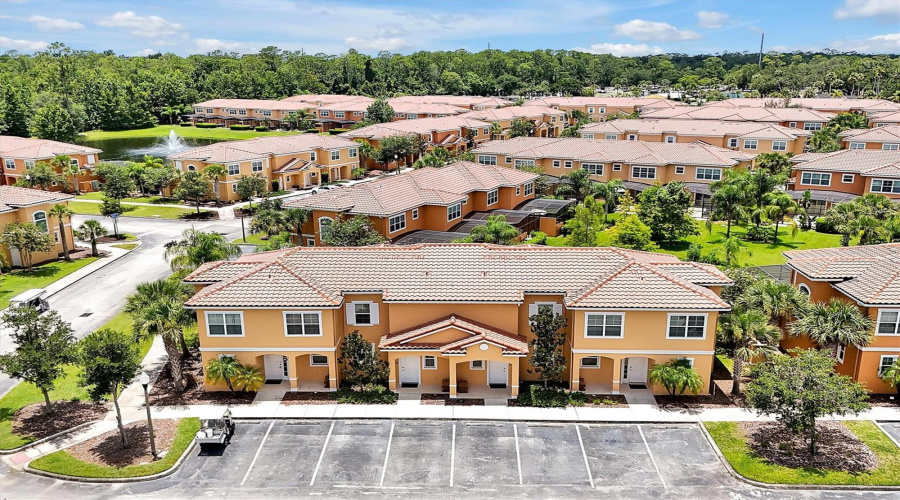KISSIMMEE, Florida 34746, 2 Bedrooms Bedrooms, ,2 BathroomsBathrooms,Residential,For Sale,CORVETTE,0,MFRO6324433