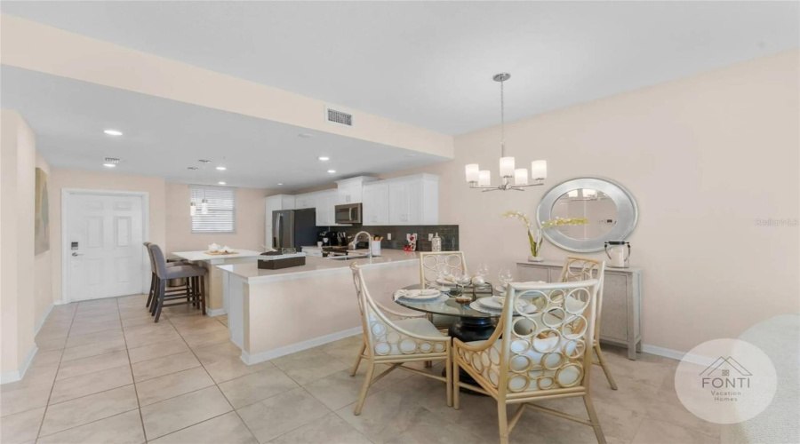 KISSIMMEE, Florida 34746, 2 Bedrooms Bedrooms, ,2 BathroomsBathrooms,Residential,For Sale,PARADOX,0,MFRO6373831