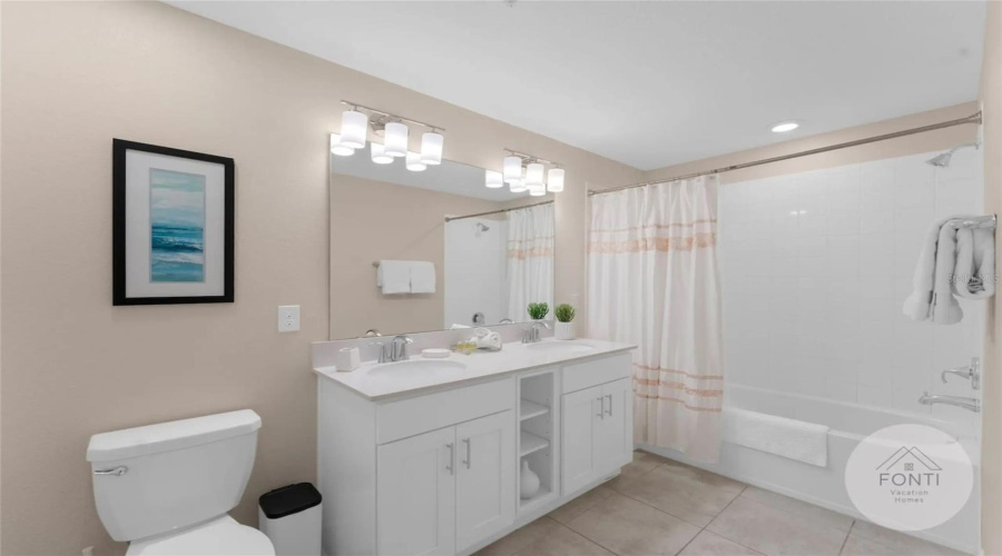 KISSIMMEE, Florida 34746, 2 Bedrooms Bedrooms, ,2 BathroomsBathrooms,Residential,For Sale,PARADOX,0,MFRO6373831