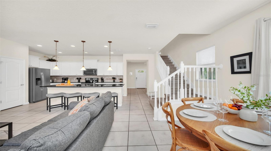 KISSIMMEE, Florida 34747, 5 Bedrooms Bedrooms, ,4 BathroomsBathrooms,Residential,For Sale,ROME,0,MFRO6374736