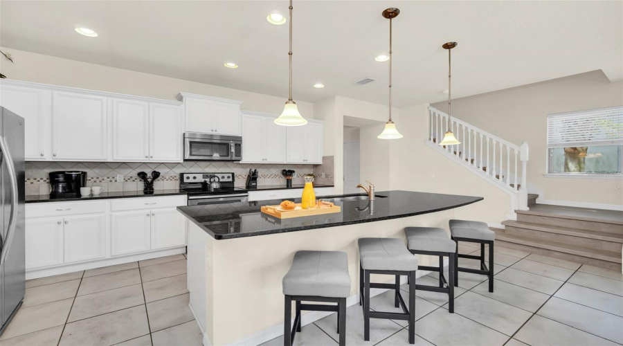 KISSIMMEE, Florida 34747, 5 Bedrooms Bedrooms, ,4 BathroomsBathrooms,Residential,For Sale,ROME,0,MFRO6374736