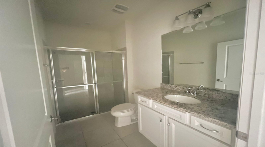 DAVENPORT, Florida 33897, 5 Bedrooms Bedrooms, ,4 BathroomsBathrooms,Residential,For Sale,JETTY,0,MFRO6374742