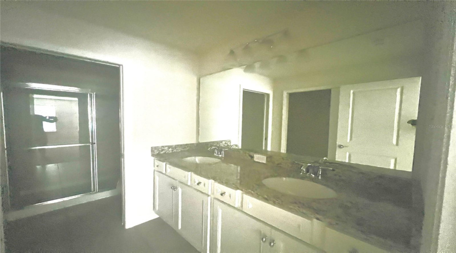 DAVENPORT, Florida 33897, 5 Bedrooms Bedrooms, ,4 BathroomsBathrooms,Residential,For Sale,JETTY,0,MFRO6374742