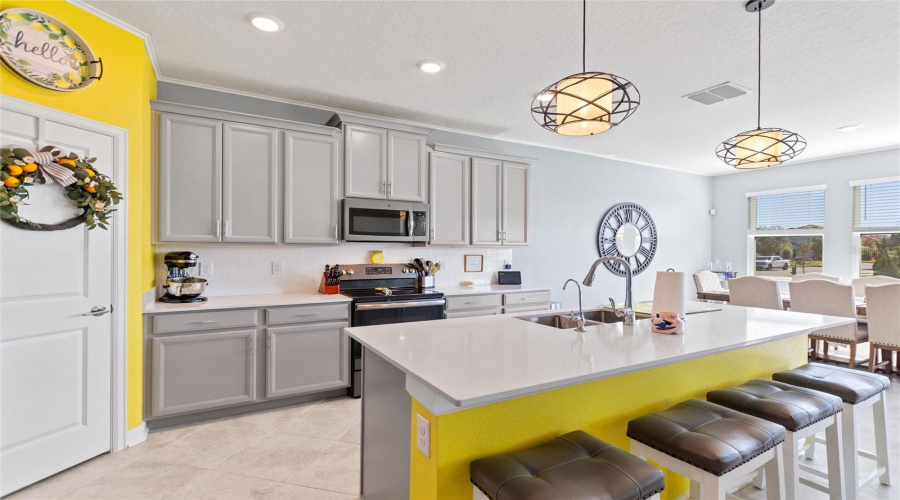 DAVENPORT, Florida 33896, 4 Bedrooms Bedrooms, ,2 BathroomsBathrooms,Residential,For Sale,PACIFIC DUNES,0,MFRS5141990