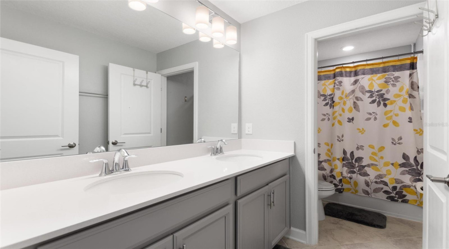 DAVENPORT, Florida 33896, 4 Bedrooms Bedrooms, ,2 BathroomsBathrooms,Residential,For Sale,PACIFIC DUNES,0,MFRS5141990