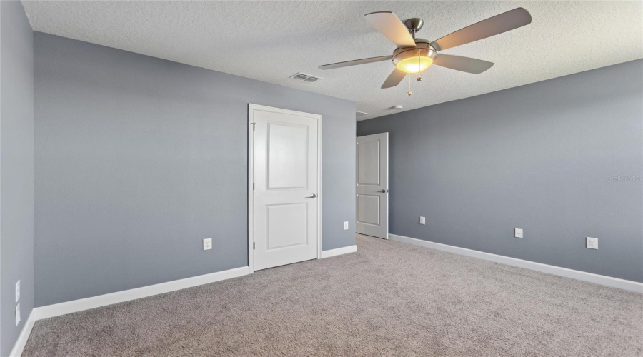 DAVENPORT, Florida 33896, 4 Bedrooms Bedrooms, ,2 BathroomsBathrooms,Residential,For Sale,BUNKER,0,MFRS5141991