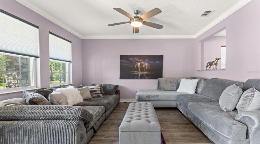 DAVENPORT, Florida 33896, 4 Bedrooms Bedrooms, ,2 BathroomsBathrooms,Residential,For Sale,BUNKER,0,MFRS5141991